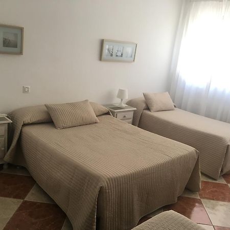 Hostal Jomarijo ฟูเอนฮิโรลา ภายนอก รูปภาพ