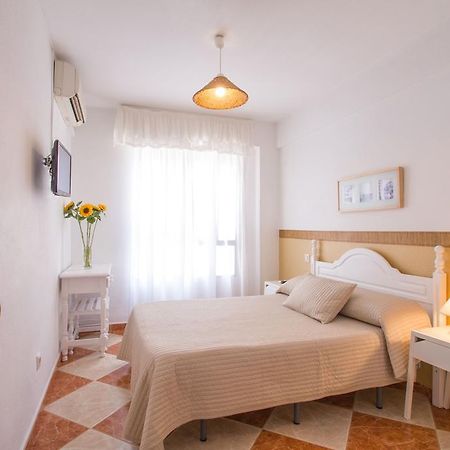 Hostal Jomarijo ฟูเอนฮิโรลา ห้อง รูปภาพ